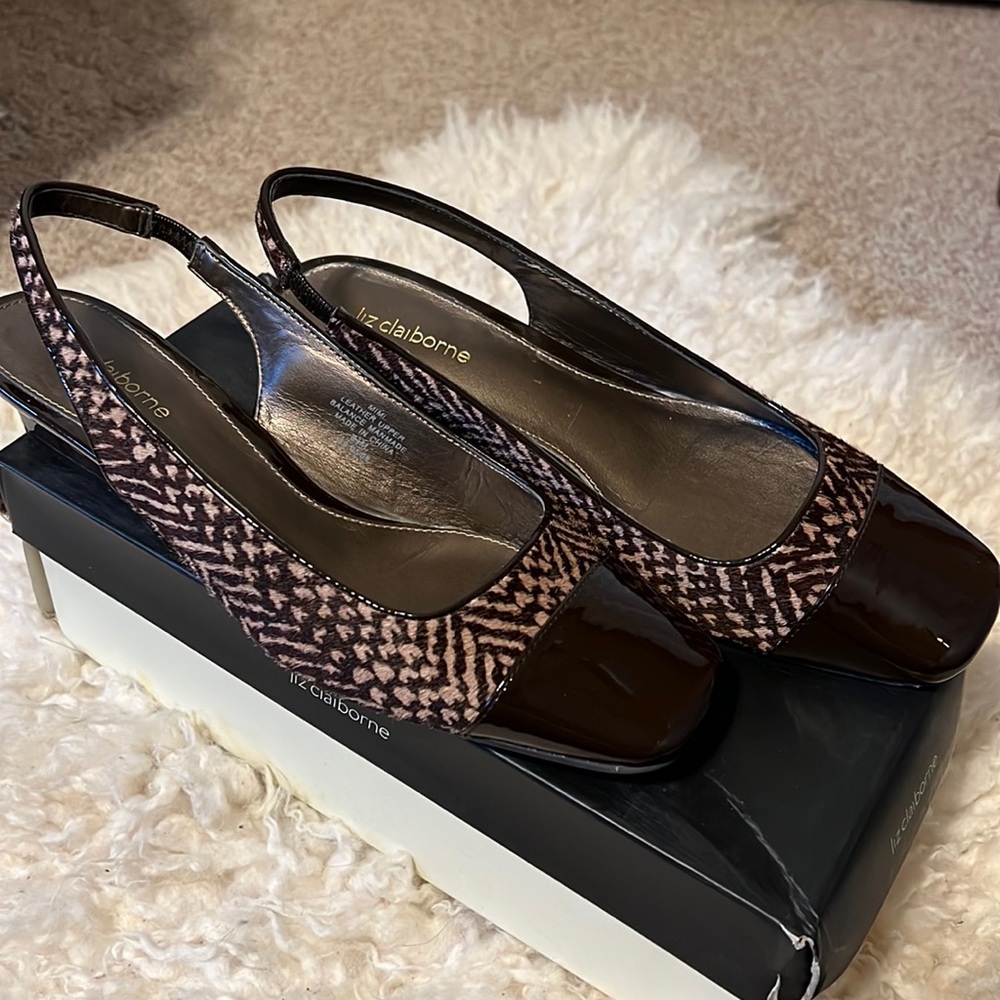 Liz Claiborne Pumps